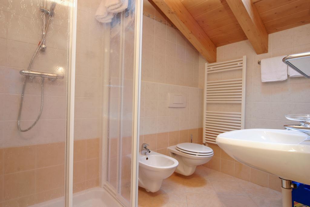 Chalet Li Baita Genny ليفينو الغرفة الصورة